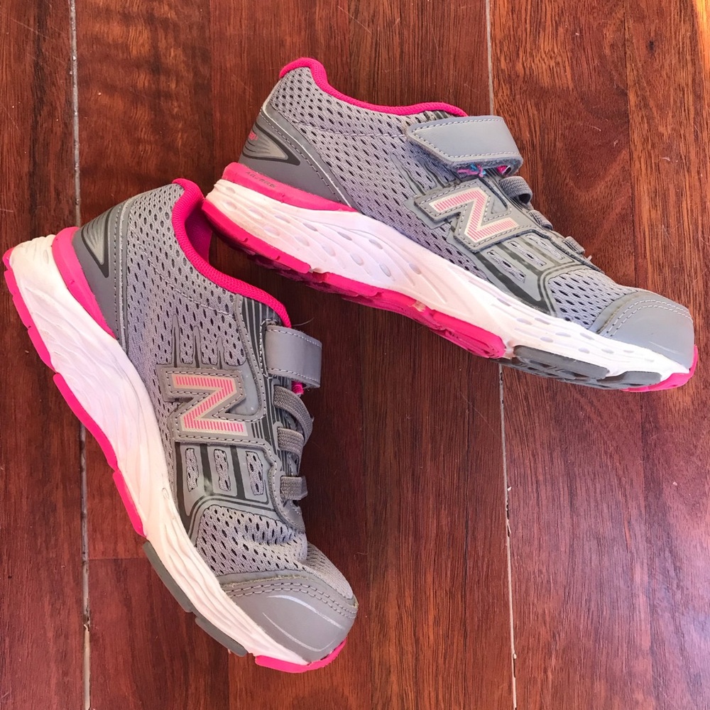 Little Girls’ New Balance  680v5